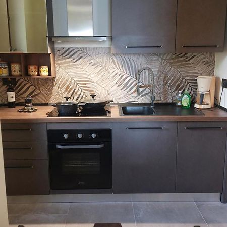 Charming Apartment Lake Front Acquaseria Luaran gambar
